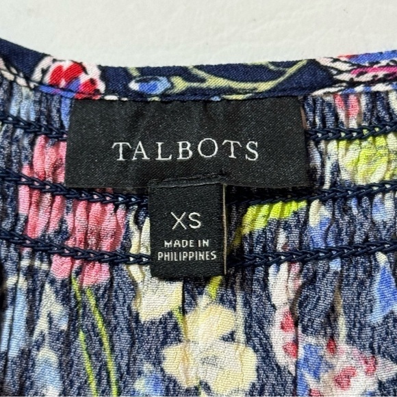 Talbots Smocked Split Neck Dress Knee Length Fit & Flare Floral Print XS - Picture 8 of 8